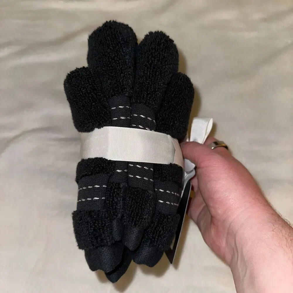 Brooks Brothers Wash Cloths Set of 4 Black with White Stitching 100% Cotton NWT